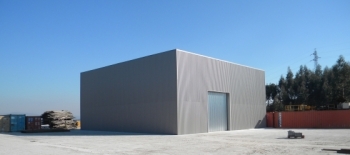 Armazém / Pavilhão Pré-Fabricado Modular CAPA - Valongo, Porto - Portugal